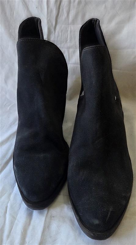 PO Free People 8 Charm Boots Double V Blue Suede Booties 129940