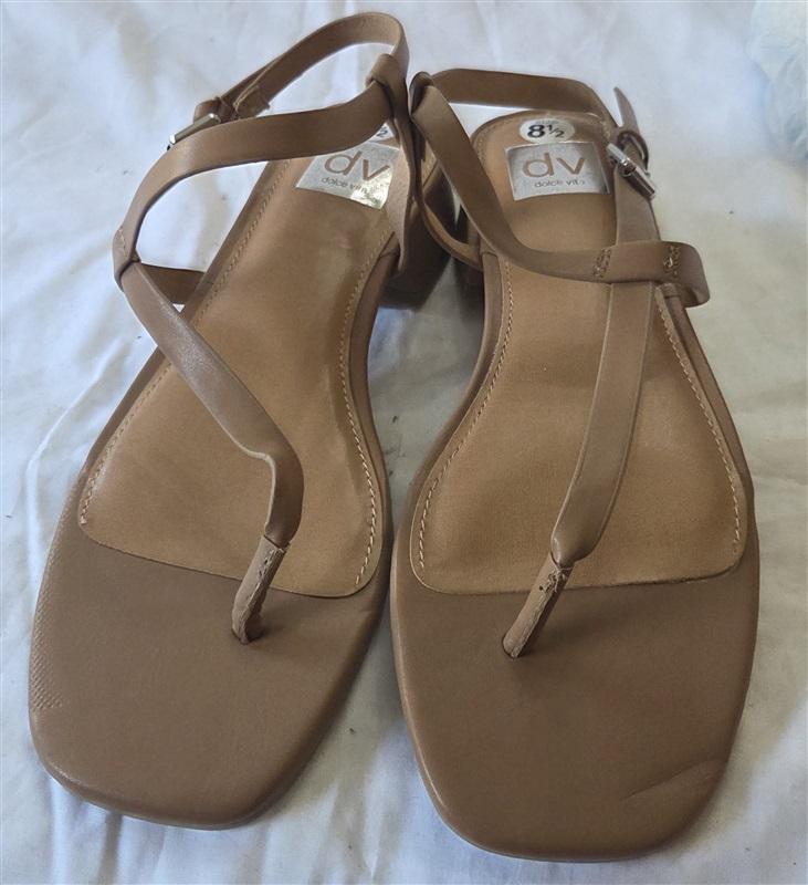 NWOT Dolce Vita 8.5 Nala Leather Ankle Strap Sandals Beige 129941