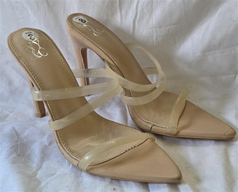NWOT New York & Co 8 Biana Slide Heeled Sandal Nude Jelly Strappy 129956