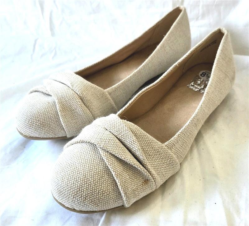 NWOT DV Dolce Vita 8.5 Mick Woven Ballerina Flats Ivory Tan Gold 129961