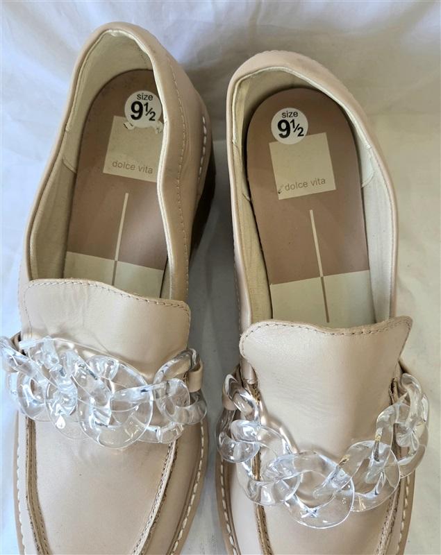 NWOT DV Dolce Vita 9.5 Haris Lug Sole Chain Leather Loafers Tan 129967