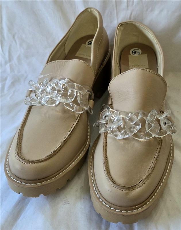 NWOT DV Dolce Vita 9.5 Haris Lug Sole Chain Leather Loafers Tan 129967