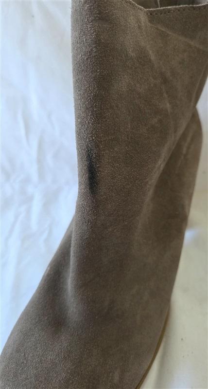 NWOTD Urban Outfitters Suede Stacked Heel Ankle Boots Taupe 129968