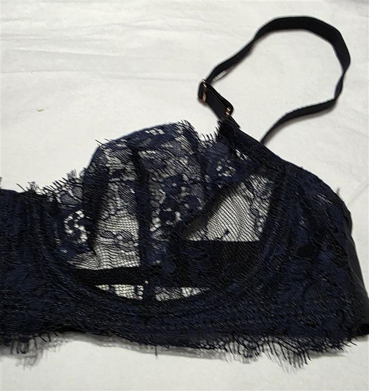 NWOT Skarlett Blue 32A Eyelash Lace Underwire Navy T-Shirt Bra 129979