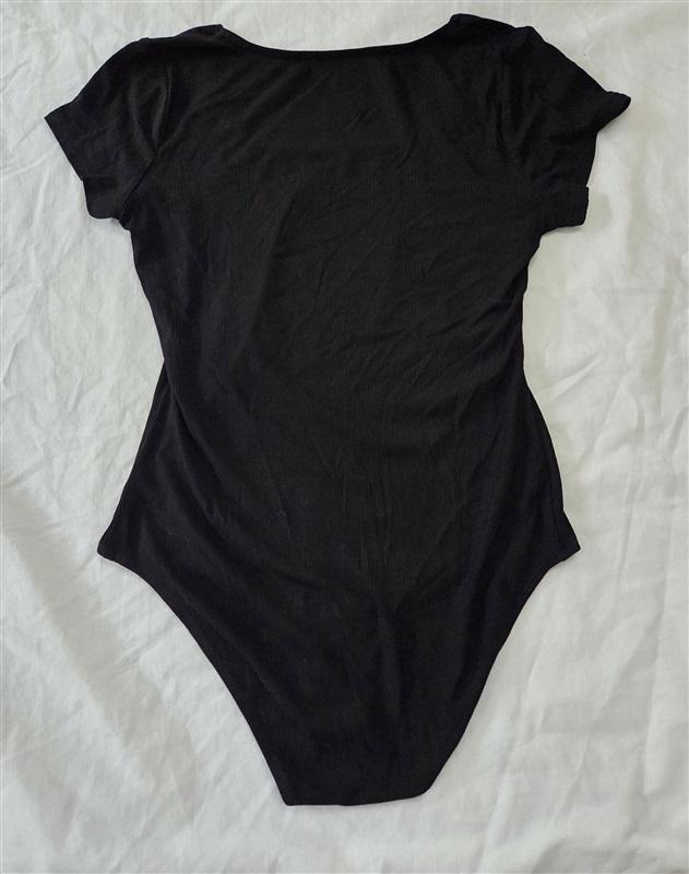 NWOT Kaileigh M Scoop Neck Bodysuit Black Ribbed 129994