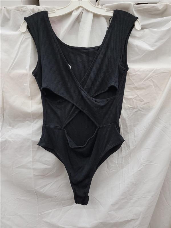 NWOT LUSH M Bodysuit Meadow Cross Back Black 130003