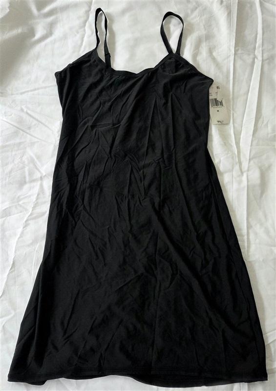 NWT Steve Madden M Embossed Stretch Micro Slip SM12120 Black 130005