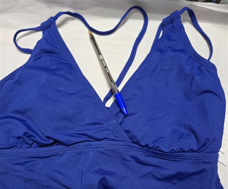NWT La Blanca SZ 10 Island Goddess Blue Tankini Swim Top 130014