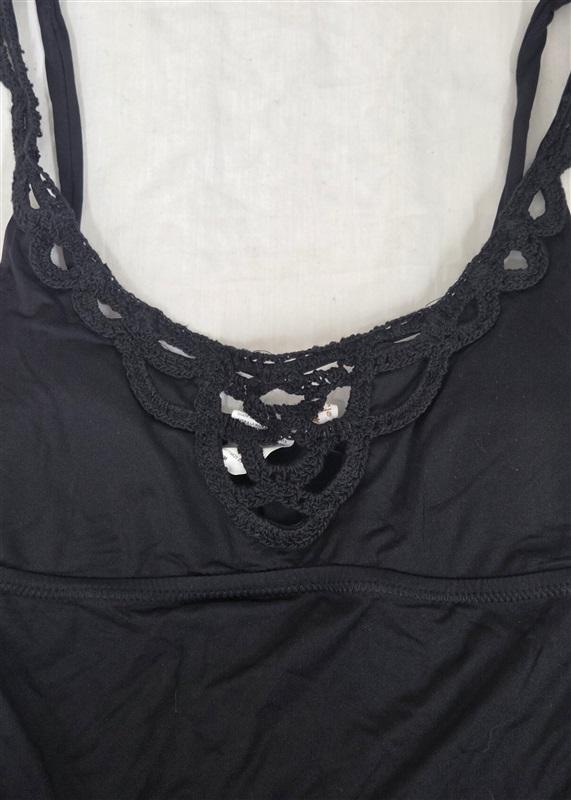 NWT Becca Virtue M Crochet Lace Deep V Tankini Top Swimsuit 130069