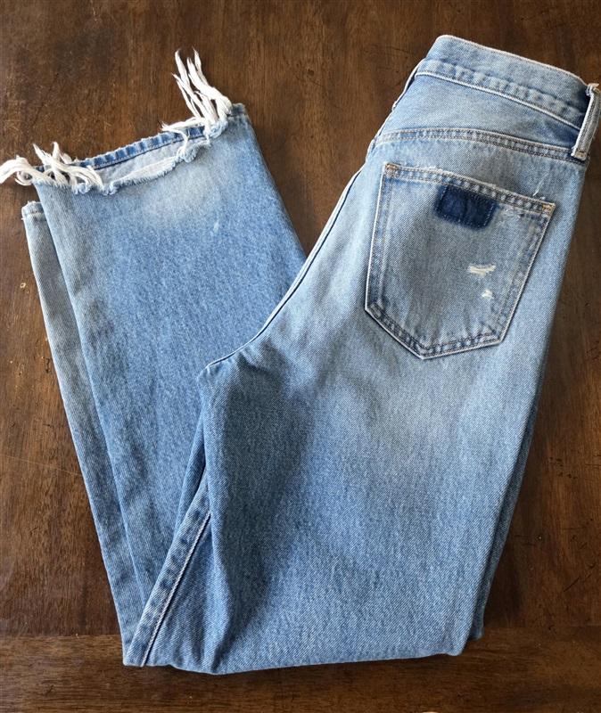 NWOT Pistola 26 Button Fly Distressed Leg Skinny Sample Jeans 130105