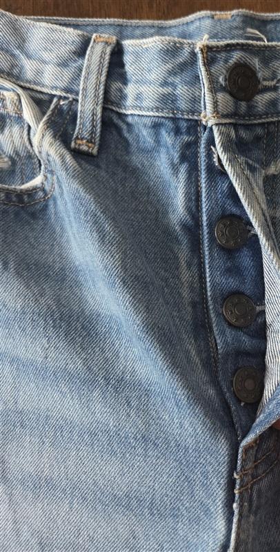 NWOT Pistola 26 Button Fly Distressed Leg Skinny Sample Jeans 130105