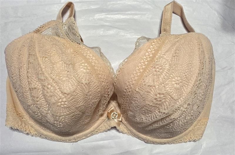NWOT Chantelle 32DDDD Festivite Contour Plunge Bra 3682 Beige Lace 130183