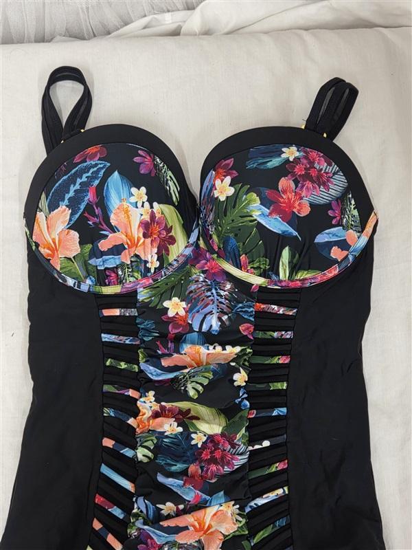 NWT Swimsuits For All 14 Ruched Underwire 1PC Swimsuit Floral Black 130226