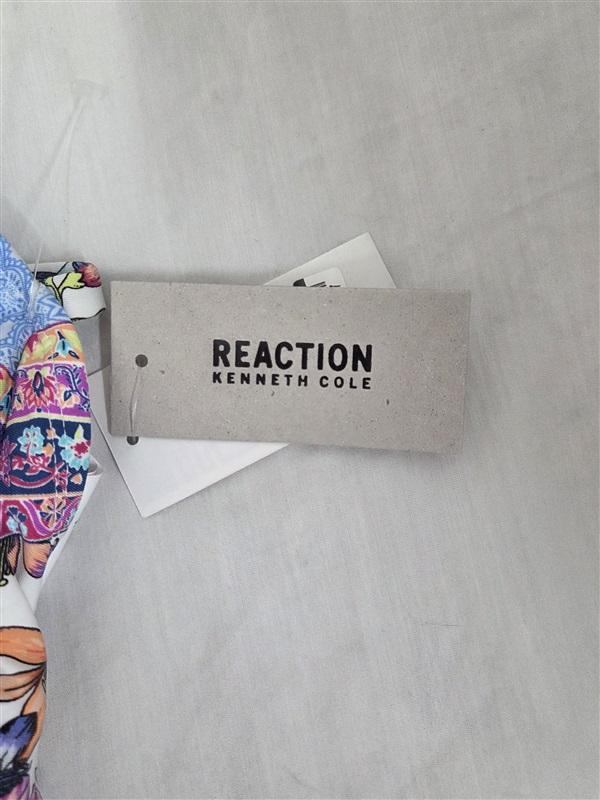 NWT Kenneth Cole REACTION M Floral Halter 1Pc Swimsuit 130227