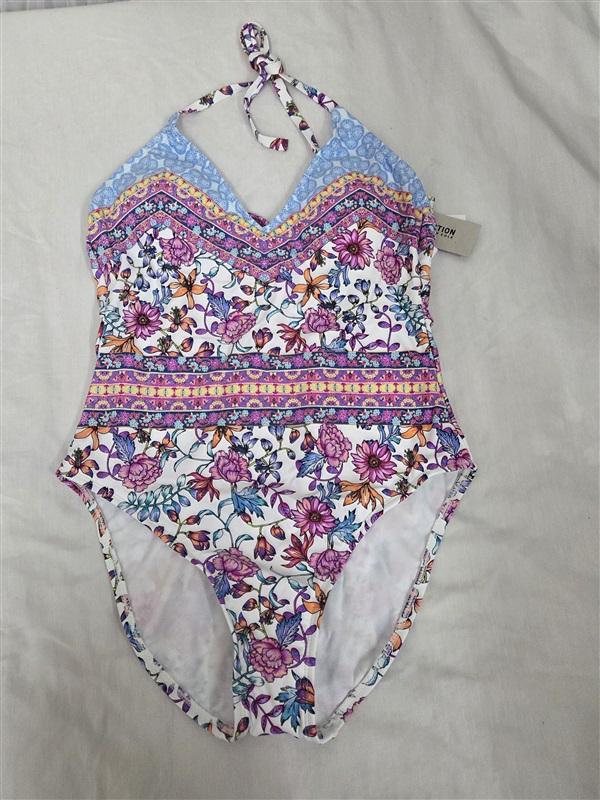 NWT Kenneth Cole REACTION M Floral Halter 1Pc Swimsuit 130227