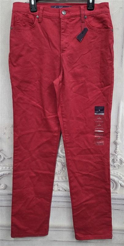 NWT Gloria Vanderbilt 4 Average Amanda Tapered Leg Red Jeans 130238