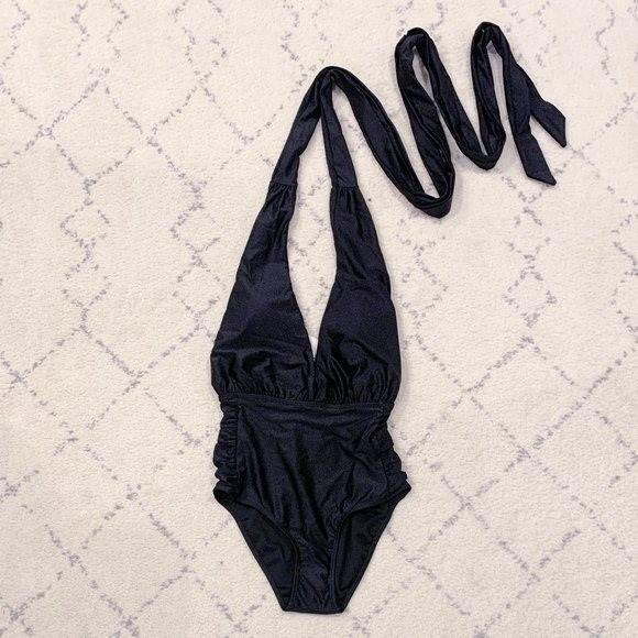NWOT Nicole Miller Large 6 Way Convertible Deep V Swimsuit Black 130247