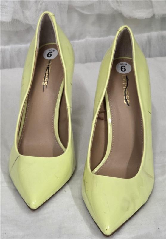 NWOT Express 6 Classic Pointed Toe Patented Leather Yellow Pumps 130248