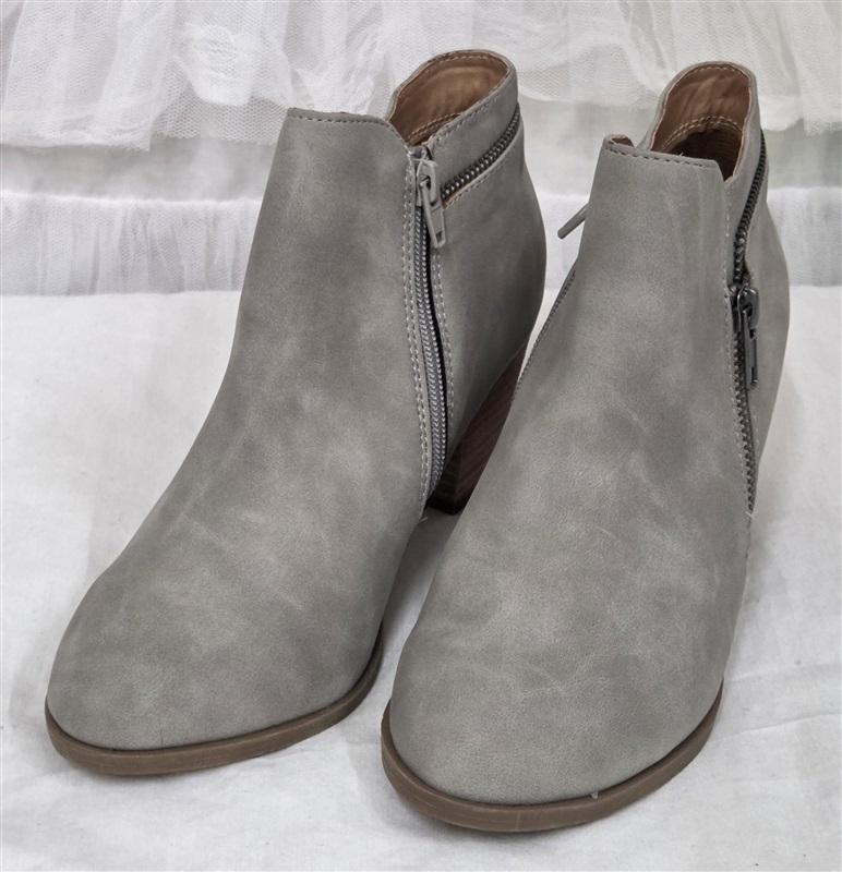 NWOTD Report Cora 6.5 Gray Booties Ankle Boots 130253