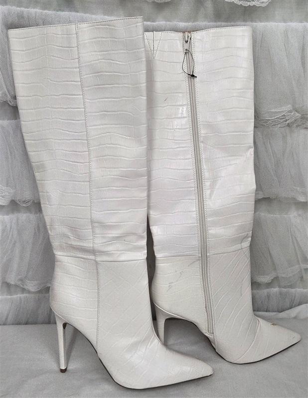 NWOTD Express 9 Knee High Stiletto's Heel Faux Crocodile Ivory Boots 125720