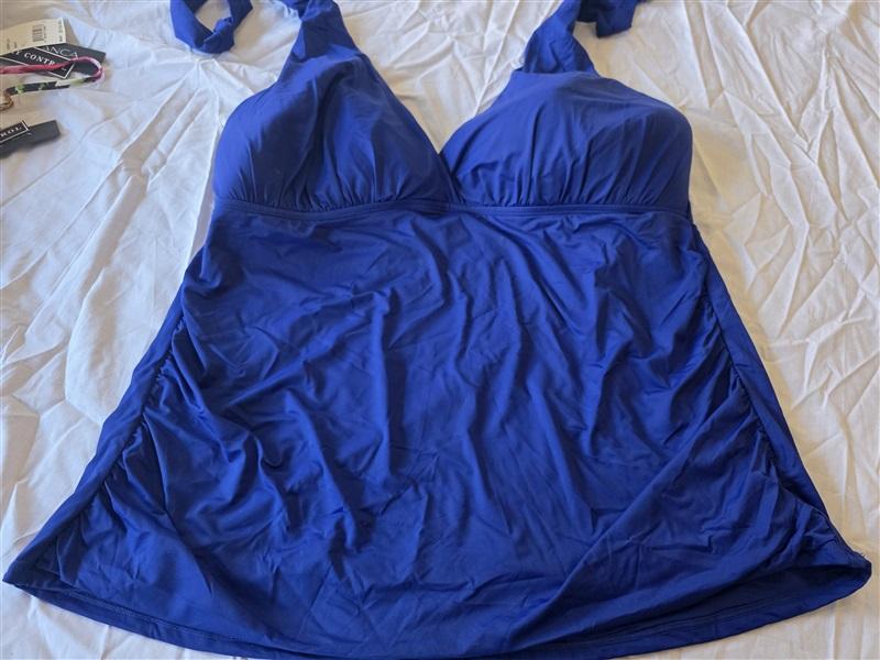 NWT La Blanca 20W Island Goddess Halter Tankini Top Swimsuit Top 130278