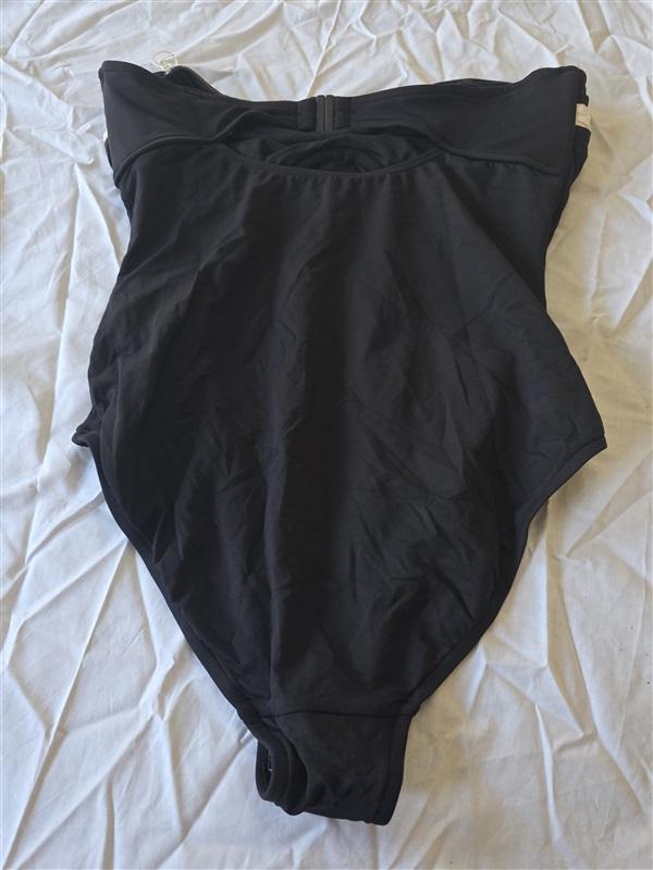 NWTD Seafolly 10 USA Pop Block DD Cup Bandeau 1PC Swimsuit Black 130290