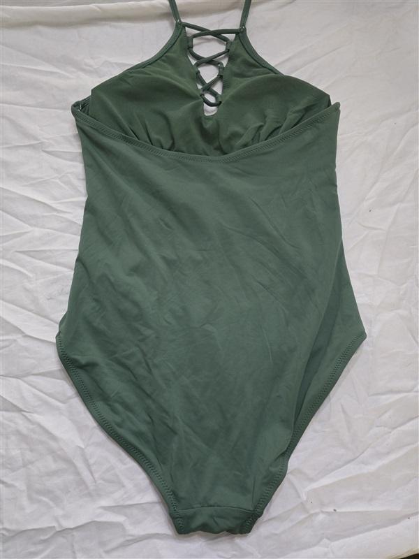 NWOT Leilani 8 High Neck Solid Green Halter Swimsuit Bathing Suit 130330