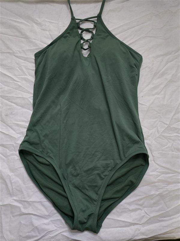 NWOT Leilani 8 High Neck Solid Green Halter Swimsuit Bathing Suit 130330