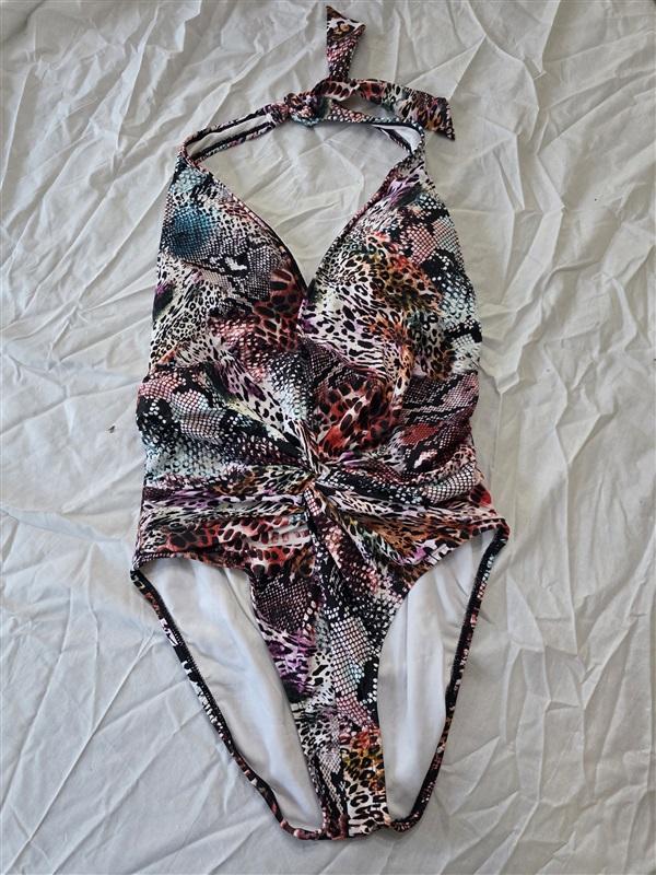 NWT Kenneth Cole Reaction M Animal Print Deep V 1PC Swimsuit 130342