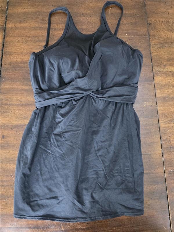 NWOT Coco Reef 34D Mesh Overlay Underwire Black Tankini Top 130352