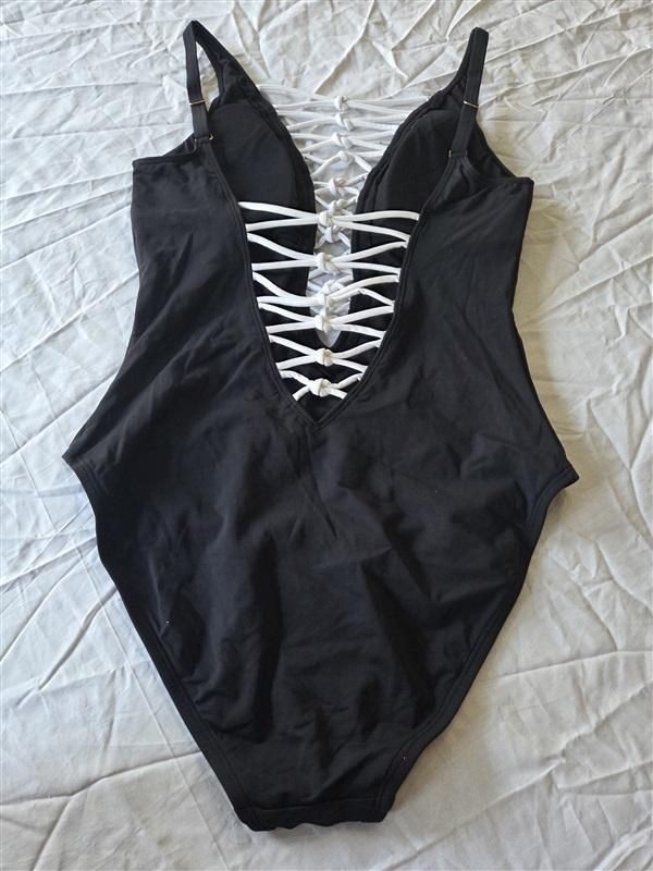 NWT Bleu by Rod Beattie 8 Lace-Up Knotty 1PC Black White Swimsuit 130395
