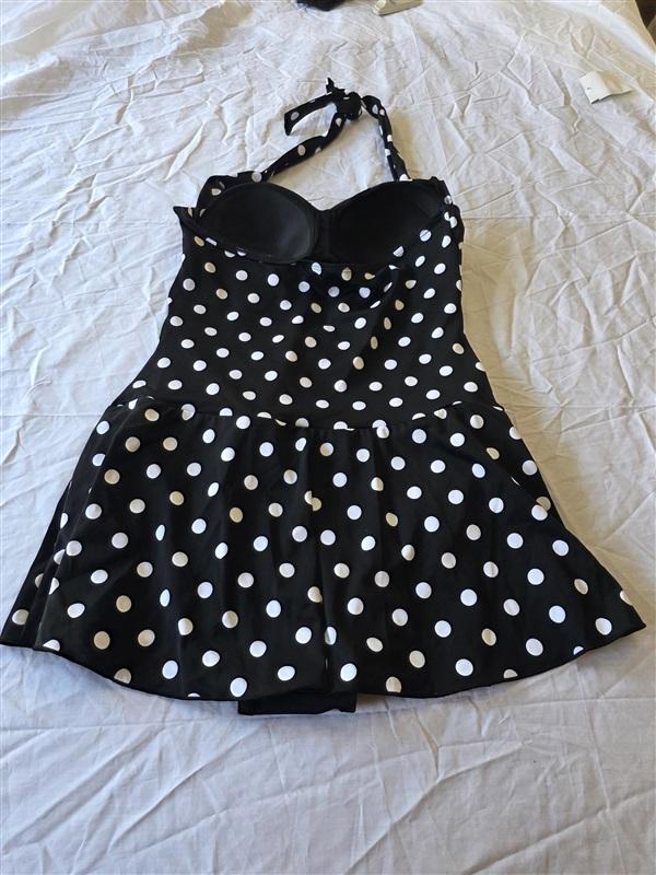 NWT Swimsuits for All 10 Sweetheart Polka Dot Tummy Control 1PC Dress 130408