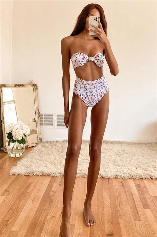 NWT Charlie Holiday Daisy s Smocked High-Waisted Bikini Swim Bottom #100496