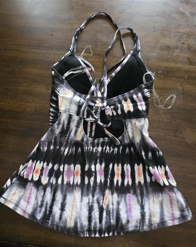 NWOT Bar iii M Tie Ink-Dyed Plunge-Neck Tankini Swim Top 130428