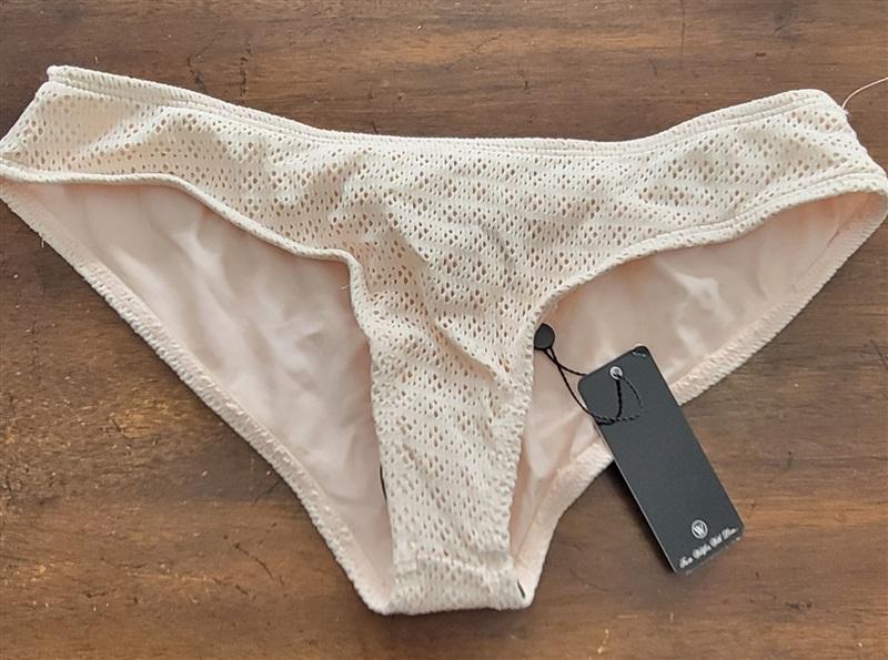 NWT Wildfox Swim M Pink Crochet Bikini Bottoms 123274