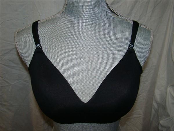 NWOTD Warner's 36B No Side Effects Wire-Free Bra 1056 Black 130607
