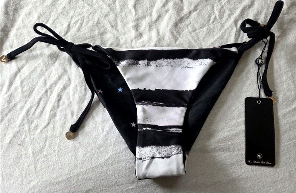 NWT WILDFOX S Reversible Side Tie Black White Stripe Stars Bikini Bottoms 130673