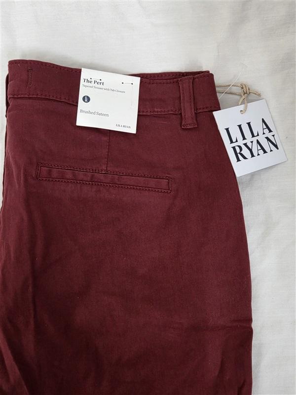 NWT Lila Ryan 12P The Pert Tapered Trouser Tab Closure Wine 130684