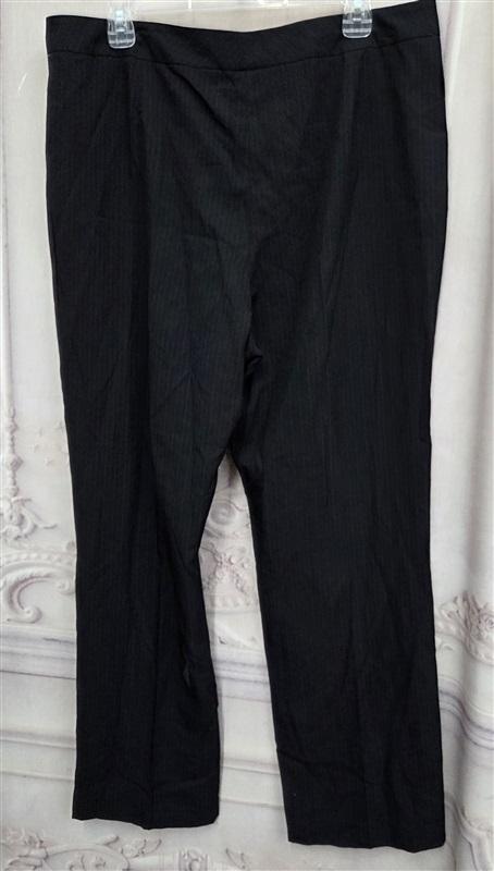 NWOT Le Suit Pants 14 Black Gray Pinstripe Dress Trousers 130687