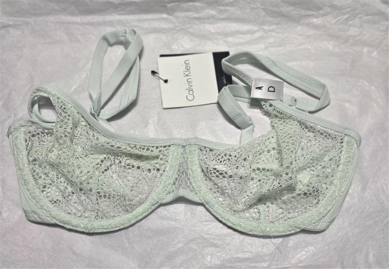 NWTD Calvin Klein 32D CROCHET LACE DEMI BRA F3812 Green 130704