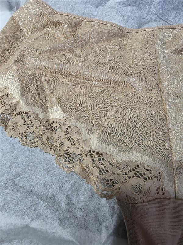 NWT Wacoal XL Basic Benefits Boyshort Panty 845290 Beige #130758