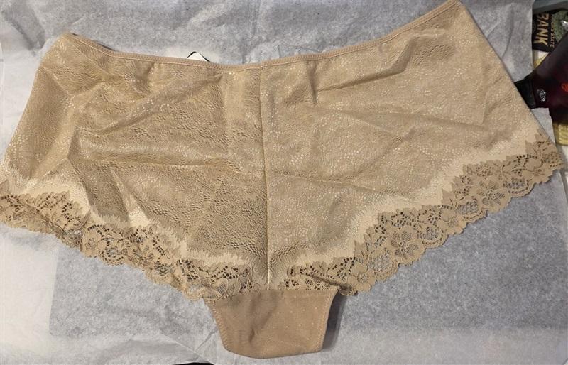 NWT Wacoal XL Basic Benefits Boyshort Panty 845290 Beige #130758