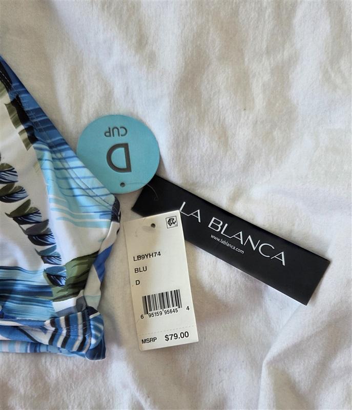 NWT La Blanca D Two Cool Wrap Palm Halter Scoop Bikini Swim Top 130771