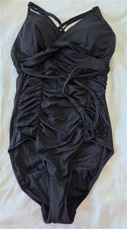 NWOT Seafolly 4 USA Wrap Front Ruched Panel Black Swimsuit 130772