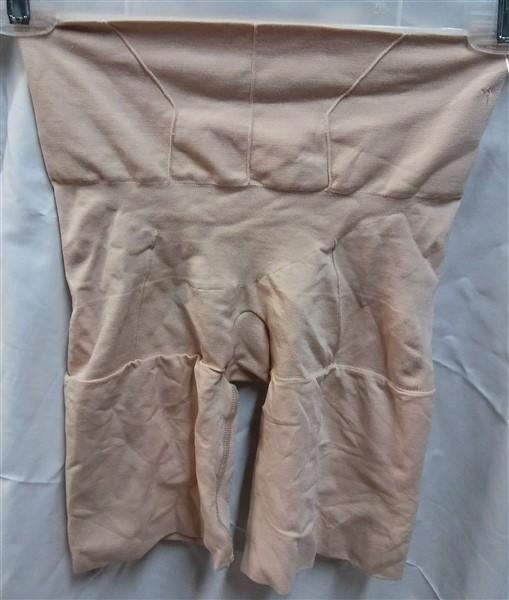 NWOT ASSETS Red Hot Label Spanx S Flatout Mid-Thigh Shaper FS3915 Beige 130827