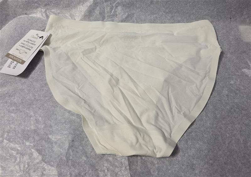 NEW Chantelle 3PR O/S Soft Stretch Seamless Bikini Panty 2643 Ivory 130885
