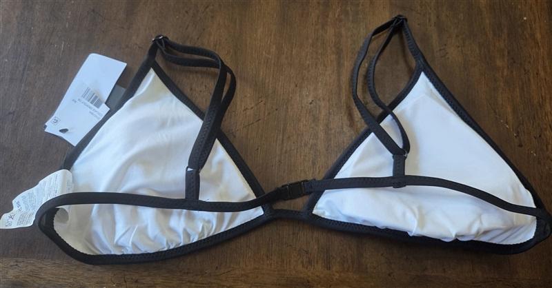 NWT Volcom Collage Drop Out Triangle Halter Bikini Swim Top Black 130953