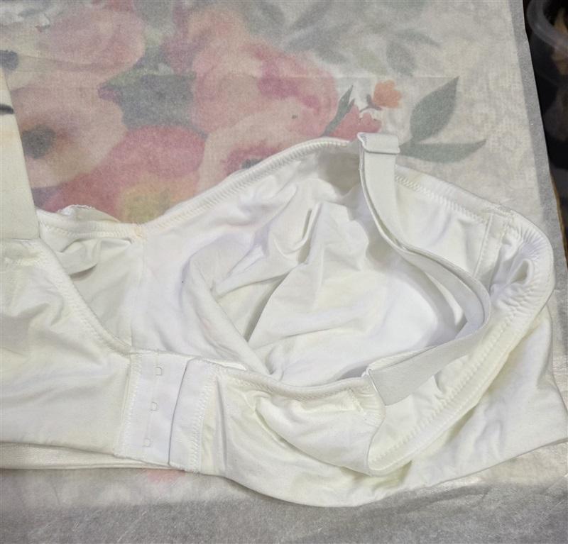 NWOTD Wacoal 40D Perfect Primer Wire Free Bra 852313 White 130981