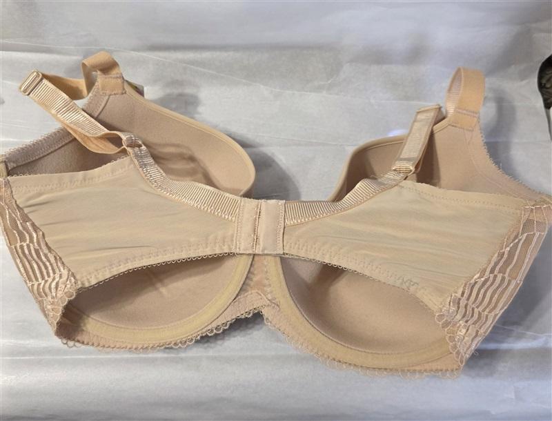 NWT Wacoal La Femme 34B T-Shirt Beige 853117 Underwire Bra 131075