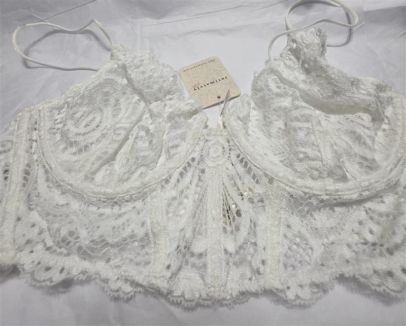 NWT Intimately Free People L Lace Underwire Sheer Bra White 131318